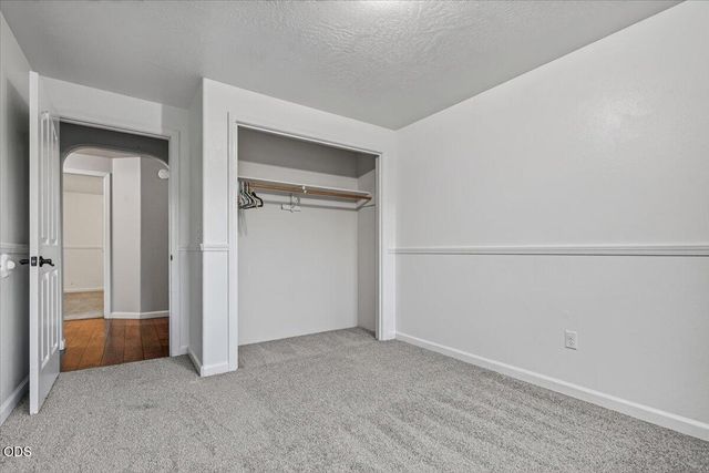 2812 Table Rock Road, Medford, OR 97501