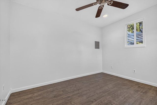 2812 Table Rock Road, Medford, OR 97501