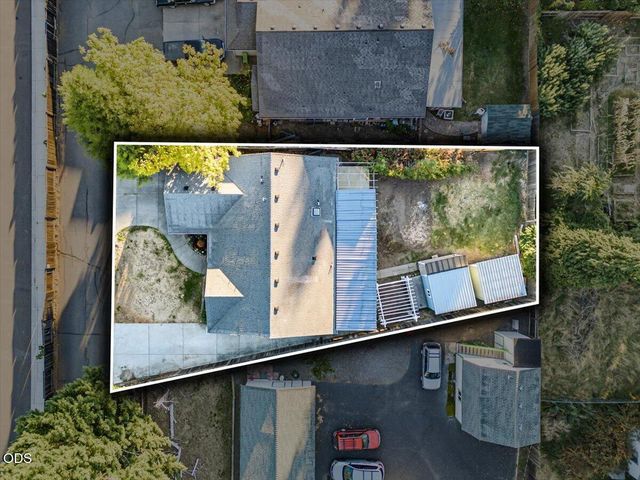 2812 Table Rock Road, Medford, OR 97501