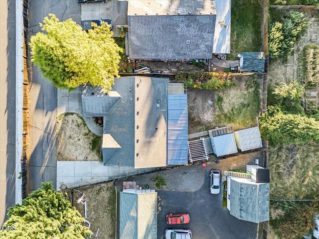 2812 Table Rock Road, Medford, OR 97501