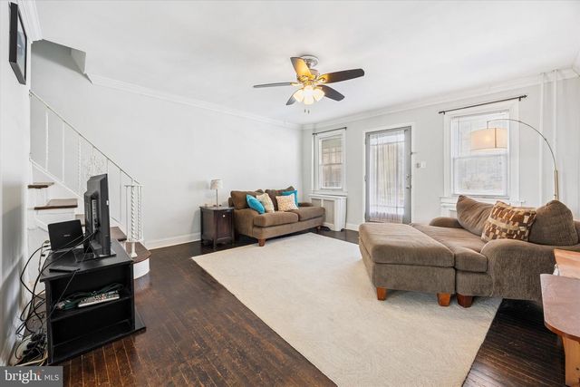 319 HERMITAGE ST, Philadelphia, PA 19128