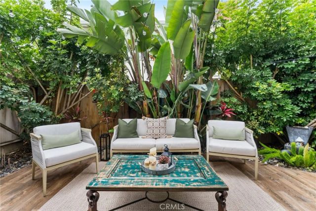1741 Tustin Avenue 1A, Costa Mesa, CA 92627