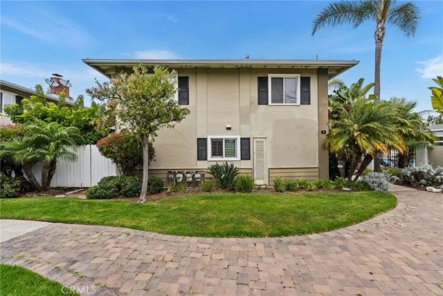 1741 Tustin Avenue 1A, Costa Mesa, CA 92627