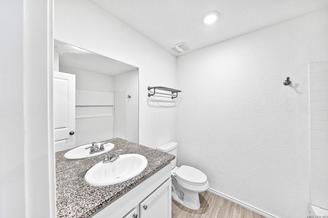 7207 Plow, San Antonio, TX 78252