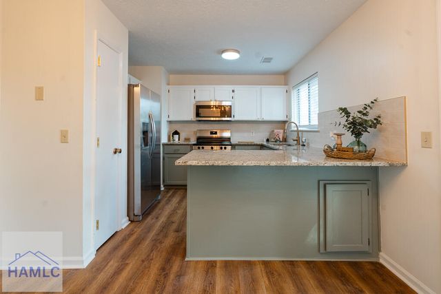 28 Jack Snipe Court W, Richmond Hill, GA 31324
