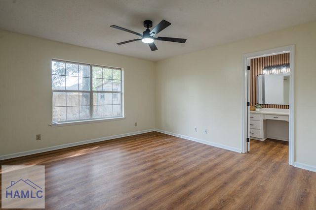 28 Jack Snipe Court W, Richmond Hill, GA 31324