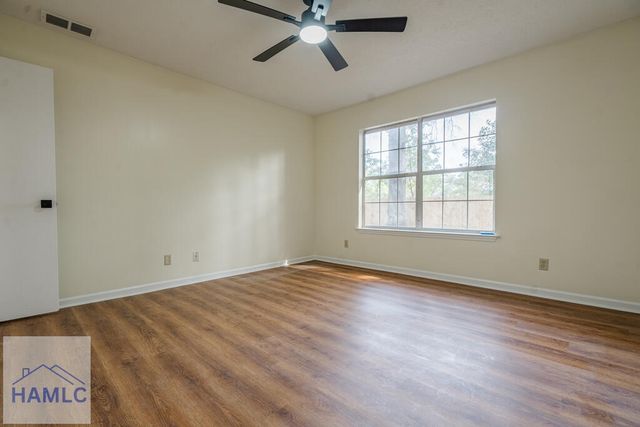 28 Jack Snipe Court W, Richmond Hill, GA 31324