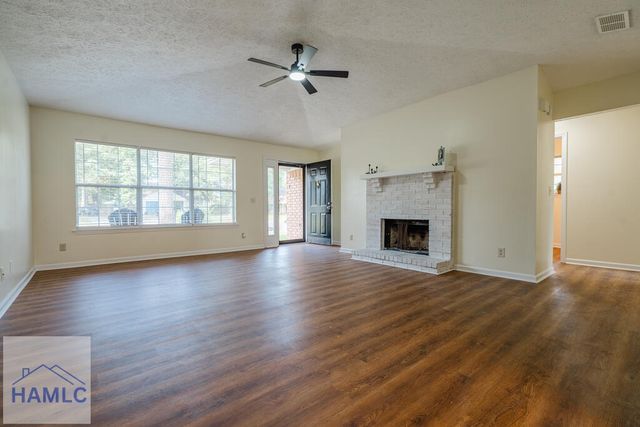 28 Jack Snipe Court W, Richmond Hill, GA 31324