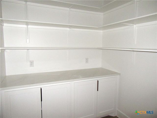 611 Willow Moon Ranch Road, Crawford, TX 76638