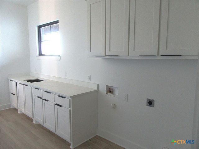 611 Willow Moon Ranch Road, Crawford, TX 76638