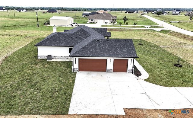 611 Willow Moon Ranch Road, Crawford, TX 76638