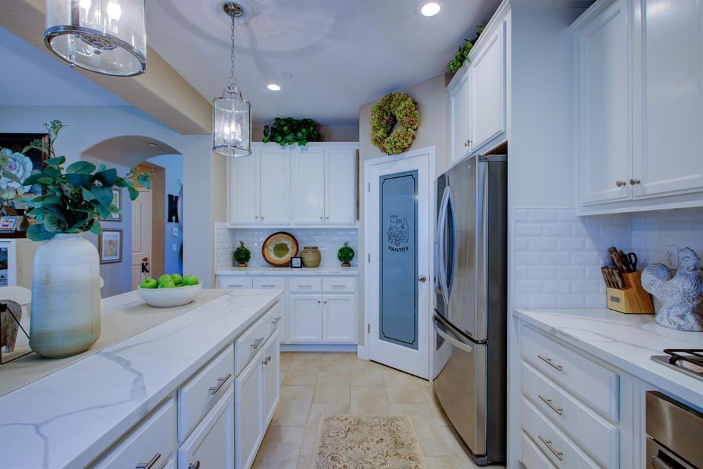 Image 11 of property listing at 485 Windmill Court, Atwater, CA 95301