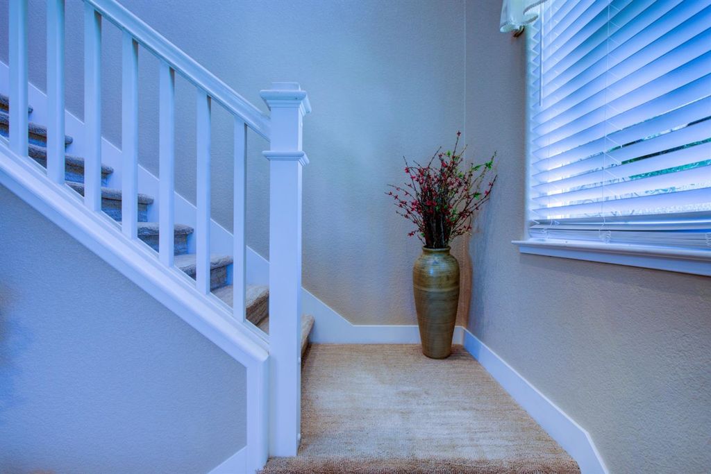 Image 22 of property listing at 485 Windmill Court, Atwater, CA 95301