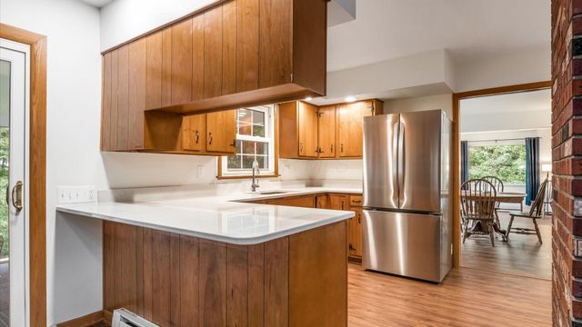 859 Shoreham Drive, Newark, OH 43055