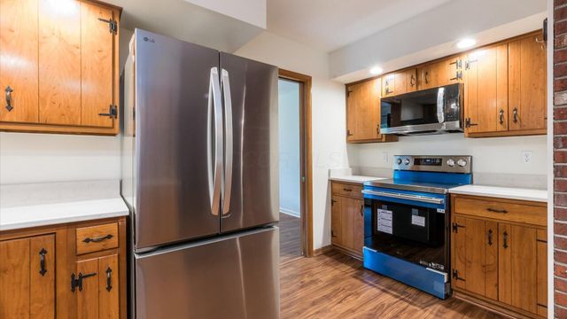 859 Shoreham Drive, Newark, OH 43055