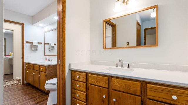 859 Shoreham Drive, Newark, OH 43055