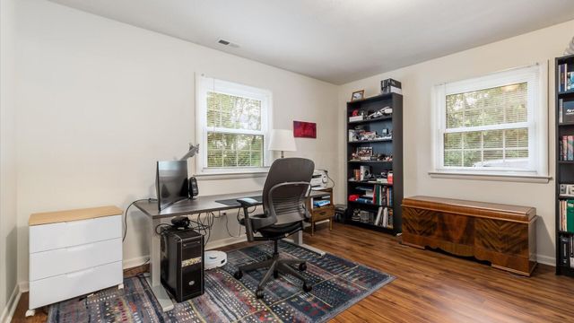 859 Shoreham Drive, Newark, OH 43055
