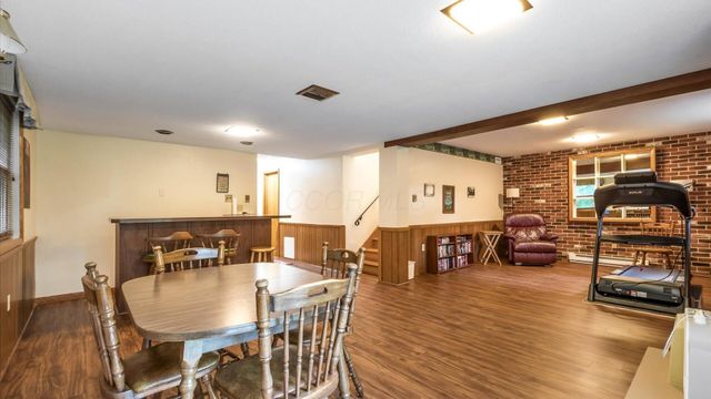 859 Shoreham Drive, Newark, OH 43055