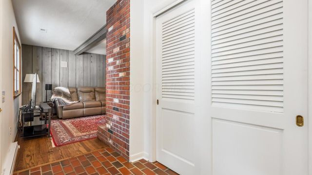 859 Shoreham Drive, Newark, OH 43055