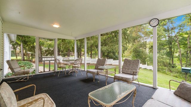 859 Shoreham Drive, Newark, OH 43055