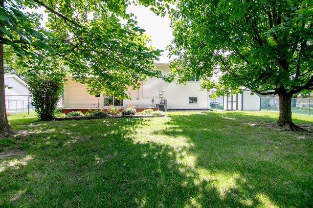 52 Emery Drive, Bourbonnais, IL 60914