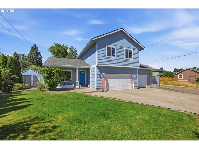 1924 W 10TH Ave, Junction City, OR 97448