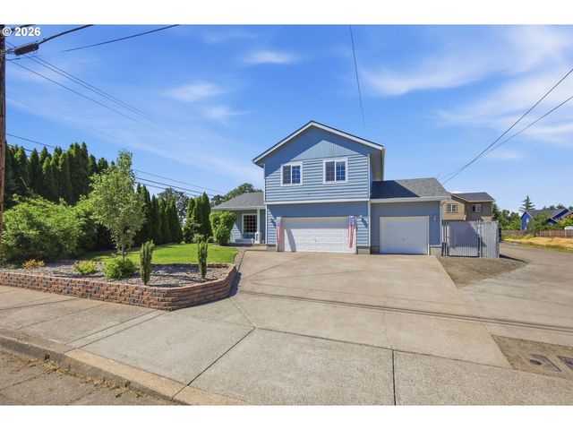 1924 W 10TH Ave, Junction City, OR 97448