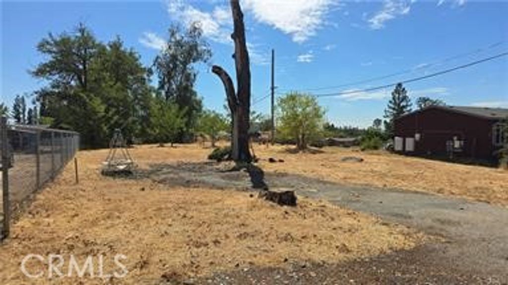 Image 3 of property listing at 810 Roe, Paradise, CA 95969