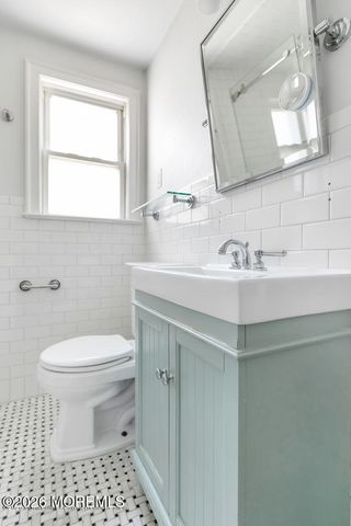 138 Manor Drive, Red Bank, NJ 07701