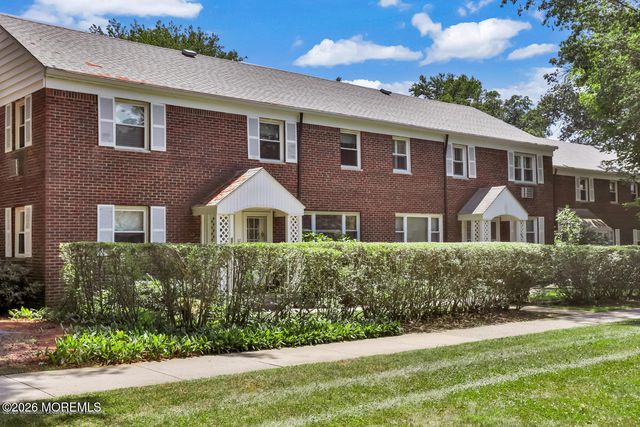 138 Manor Drive, Red Bank, NJ 07701