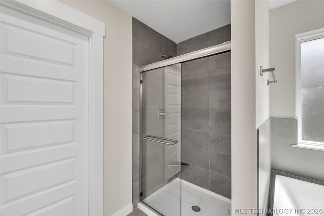 27870 E 109th Place S, Coweta, OK 74429