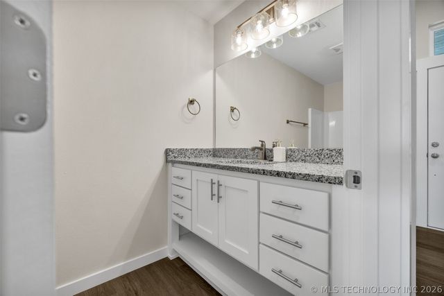 27870 E 109th Place S, Coweta, OK 74429