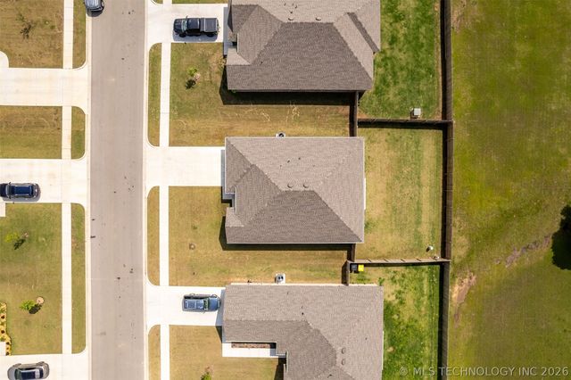 27870 E 109th Place S, Coweta, OK 74429