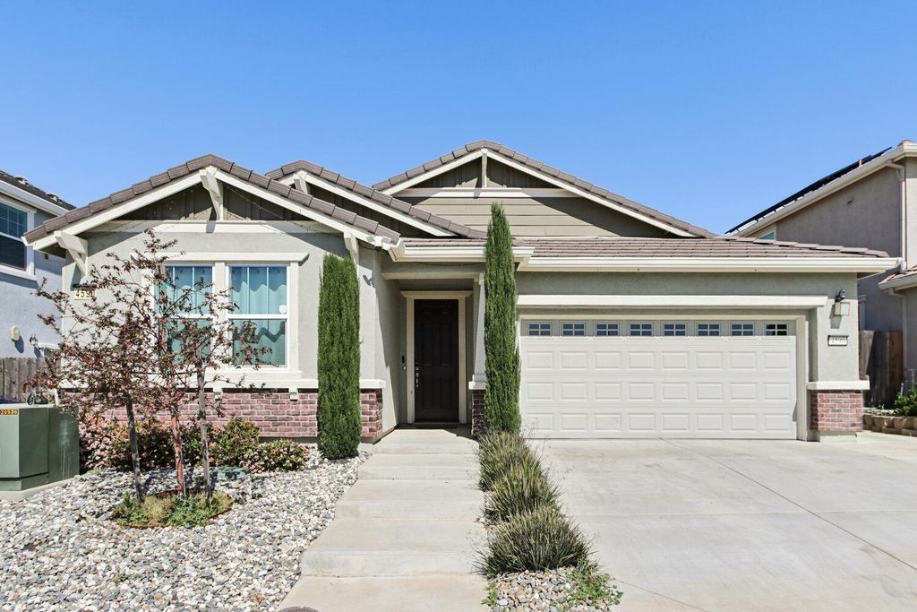 4590 Spring Harvest Dr, Folsom, CA 95630