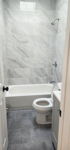 106-47 Sutphin Boulevard 2F, Jamaica, NY 11435