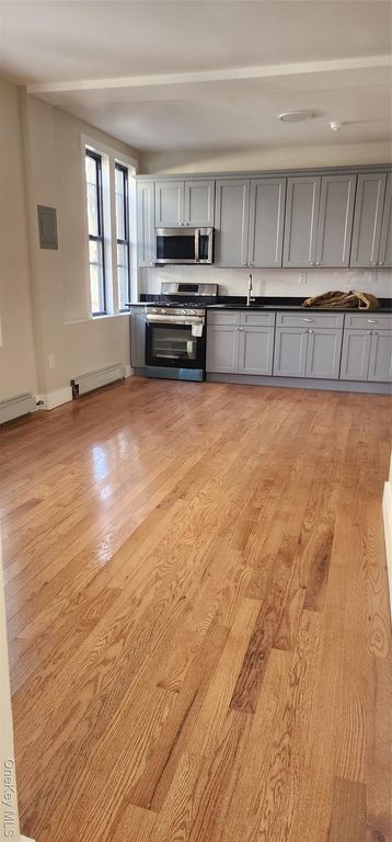 106-47 Sutphin Boulevard 2F, Jamaica, NY 11435