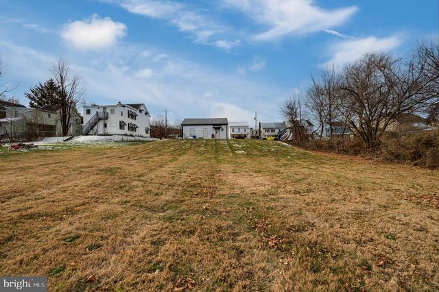 519 MAIN ST, Blandon, PA 19510