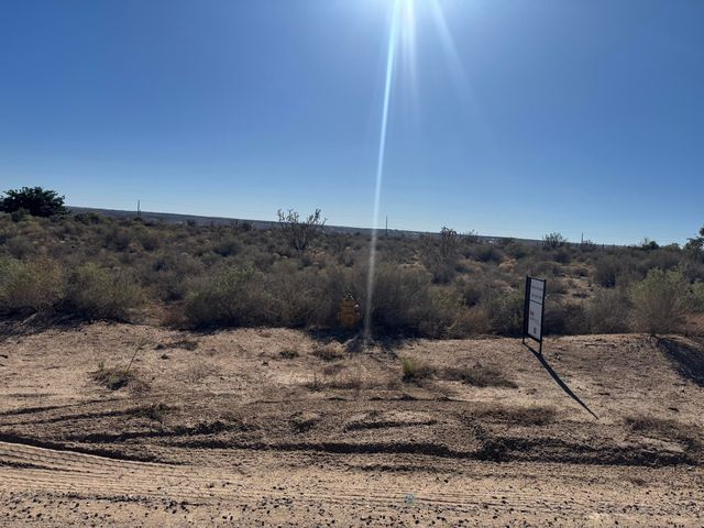 411 1st Street NE, Rio Rancho, NM 87124