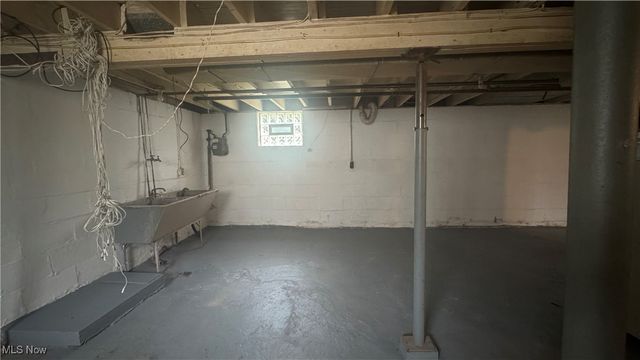 854 Eva Avenue, Akron, OH 44306