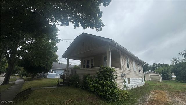854 Eva Avenue, Akron, OH 44306