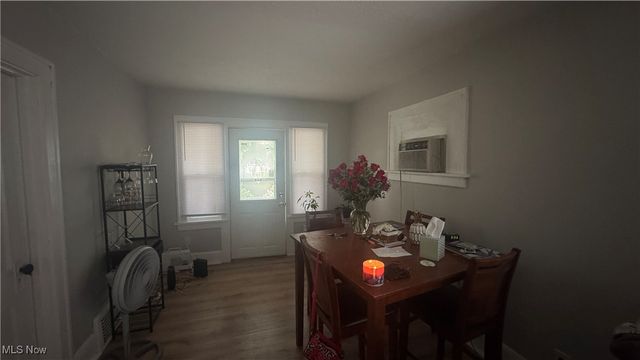 854 Eva Avenue, Akron, OH 44306