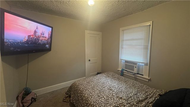 854 Eva Avenue, Akron, OH 44306