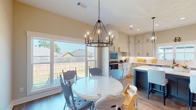 1460 Ronnie Weaver Drive, Conway, AR 72034