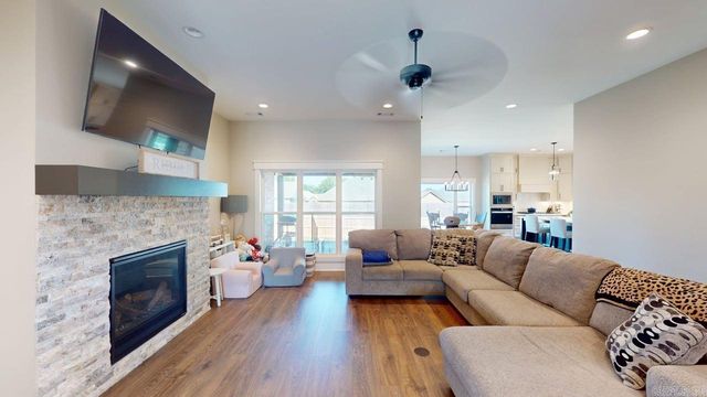 1460 Ronnie Weaver Drive, Conway, AR 72034