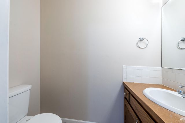 1824 Plymouth Road, Manhattan, KS 66503