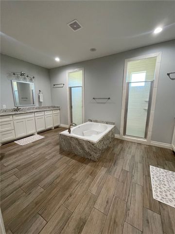 2125 Sera St, Corpus Christi, TX 78418