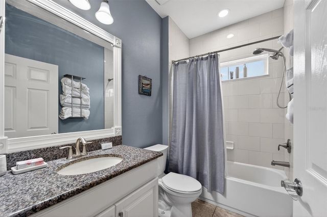 7032 OLD BENTON DRIVE, Apollo Beach, FL 33572