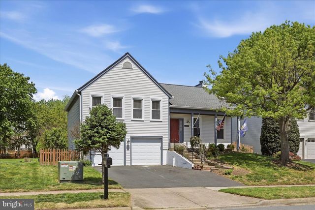 13704 SPRINGHAVEN DR, Chantilly, VA 20151