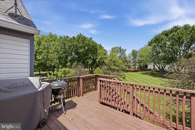 13704 SPRINGHAVEN DR, Chantilly, VA 20151
