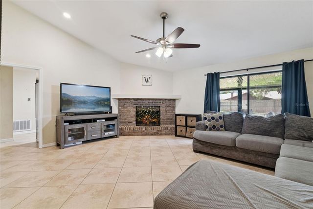 1250 GRAN PASEO DRIVE, Orlando, FL 32825
